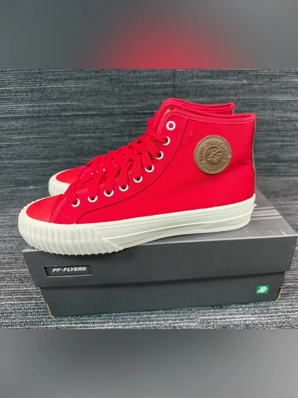PF Flyers Center Hi Red Vintage Style Canvas Sneakers Men’s 8.5 Women’s 10 New
